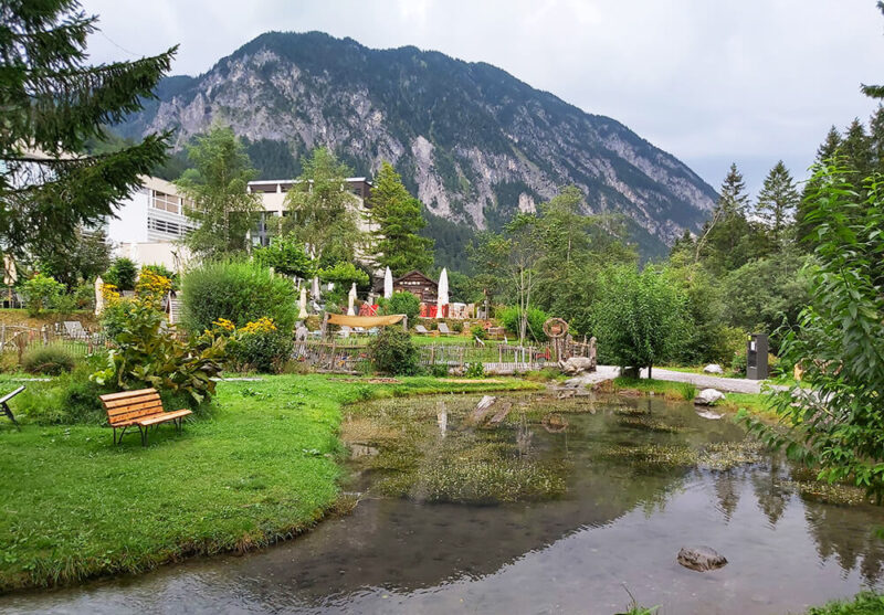  Mountain Pole Camp location - garden of hotel VilaVier