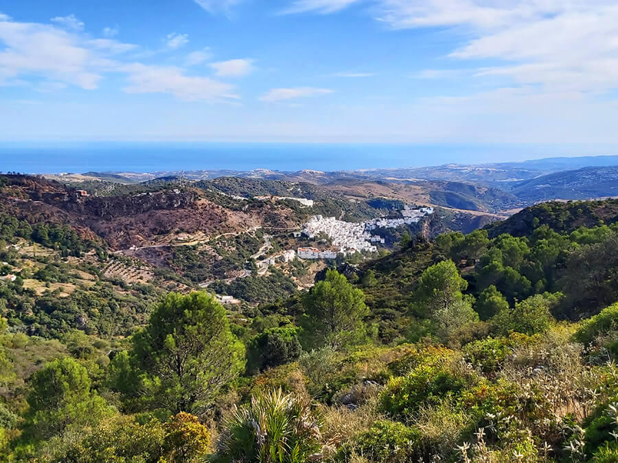 Sierra Crestellina - a view to Casares, Spain