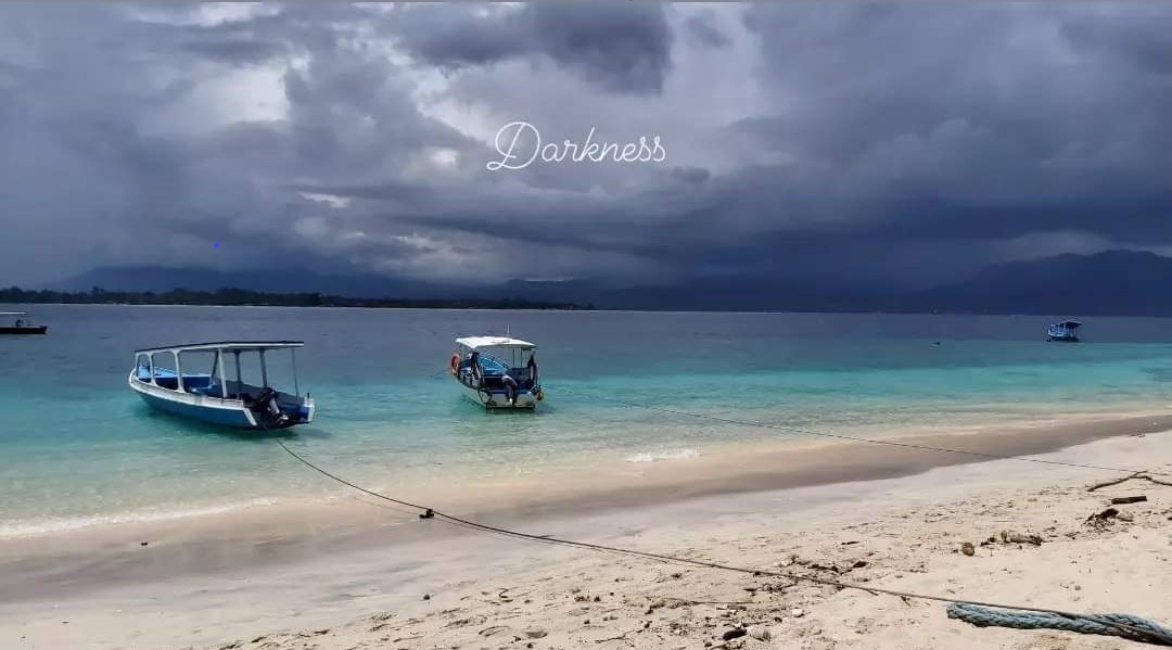 Turquoise waters of Gili meno