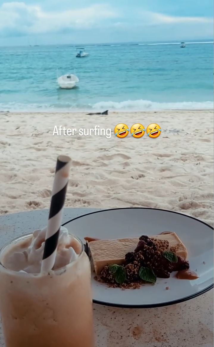 Iced coffee and cake on the beach of Nusa Lembongan, Bali