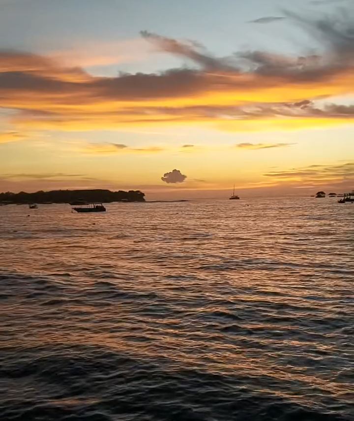 Astonishing susnet of Nusa Lembongan