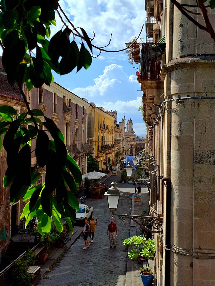 Secret street views in Catania